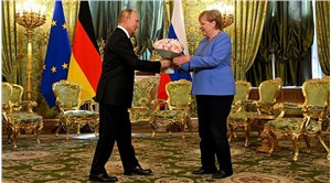 Merkel: Putin, Moskova'daki görüşmede 'Politik açıdan işiniz bitti' mesajı verdi