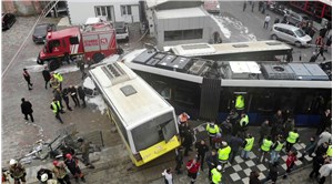 Alibeyköyde tramvayın çarptığı İETT otobüsünün şoförü serbest bırakıldı