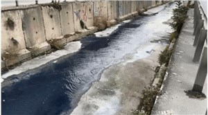 Atık su hattında çökme: Ayvalıdere'de su mavi akmaya başladı