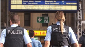 Almanya’da rehine paniği: Saldırgan yakalandı