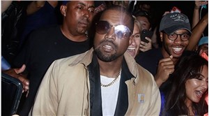 Kanye West’in fahri doktorası elinden alındı