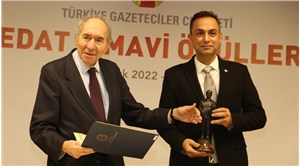 Gazeteci Murat Ağırel, Sedat Simavi Ödülü’nü Gezi tutuklularına adadı