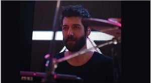 Müzisyen Mehmet Dudarık, ‘ayağa basma’ bahanesiyle darp edildi: Yoğun bakımda, hayati tehlike sürüyor