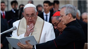 Papa Franciscus, kilisedeki cinsel tacizlere ilişkin konuştu: Biraz yüzleştiğimizi görüyorum