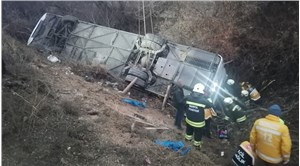 Konya'da yolcu otobüsü devrildi: Çok sayıda yaralı