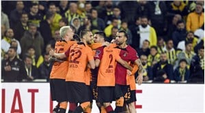 Kadıköy'e lider giden Galatasaray farklı kazandı