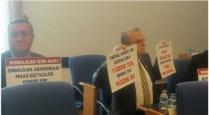 Memur ve emekli zamlarına ilişkin teklif komisyonda: CHP'liler salona dövizlerle geldi