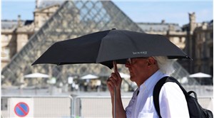 Fransa'da emeklilik yaşı değişiyor: Sendikalar sokağa inme çağrısı yaptı