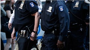 ABD’de bir kişiyi döverek ölümüne neden olan 5 polis 'ikinci derece cinayetle' suçlandı