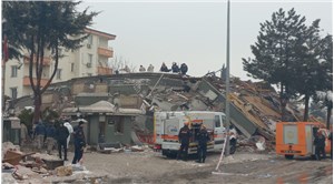 Malatya'da arama kurtarma ekibi de enkazın altında kaldı