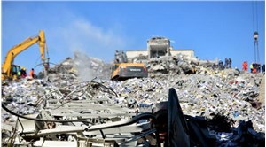 Depremde yıkılan İskenderun Devlet Hastanesi'nin müteahhidi ve fenni mesulü hakkında yakalama kararı