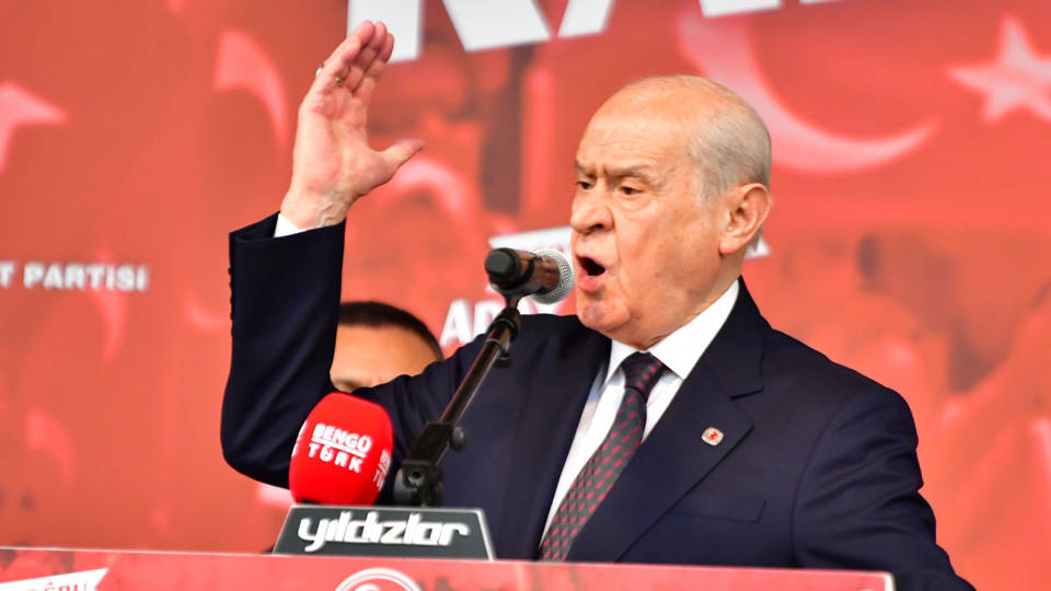 Solun varlığı Bahçeli’yi rahatsız etti: SOL Parti, TKP, TİP, TKH ve HDP’yi isim vererek hedef aldı!