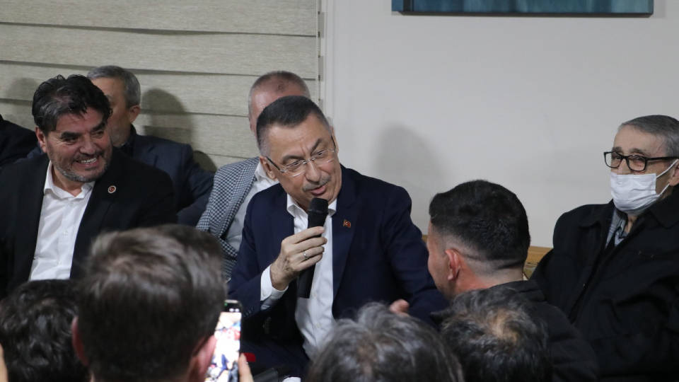Cumhurbaşkanı Yardımcısı Fuat Oktay: Kızılay'ın çadır satmasına üzüldük