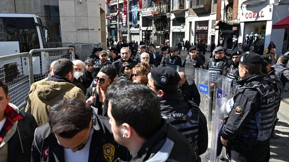Ankara Barosu: Cumartesi Anneleri'ne polis müdahalesi ve gözaltılar kabul edilemez