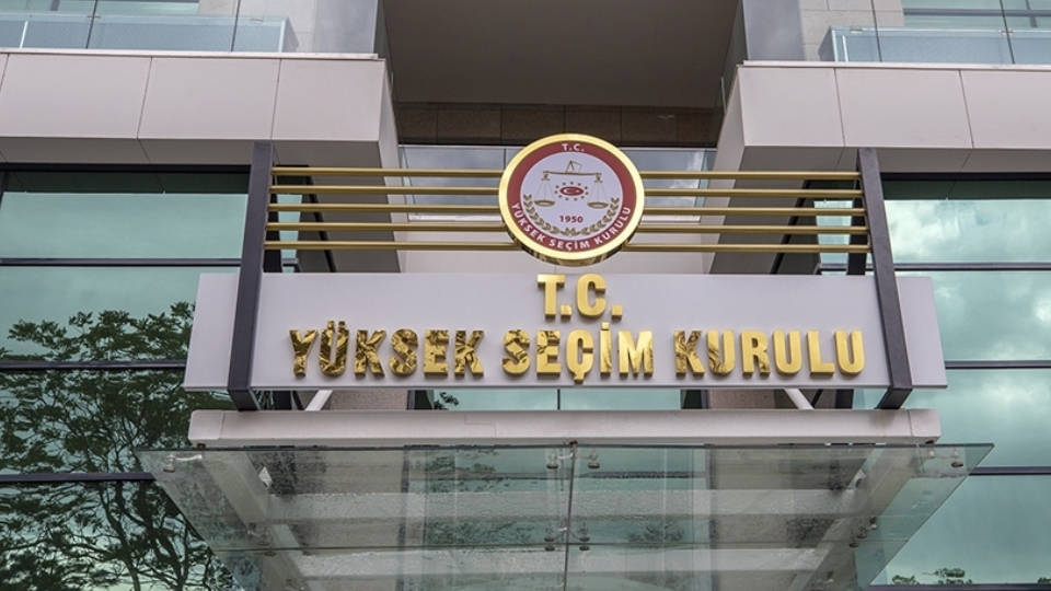 AKP'nin milletvekili aday listesinde 3 isim değişti