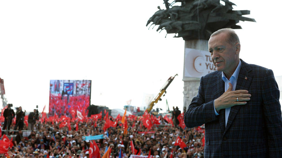 Erdoğan'ın mitingi için imamın aranmasına CHP’li Murat Bakan’dan tepki