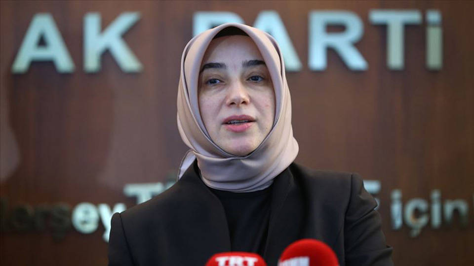AKP'li Özlem Zengin: Bütün kabahatim doğruları söylemek