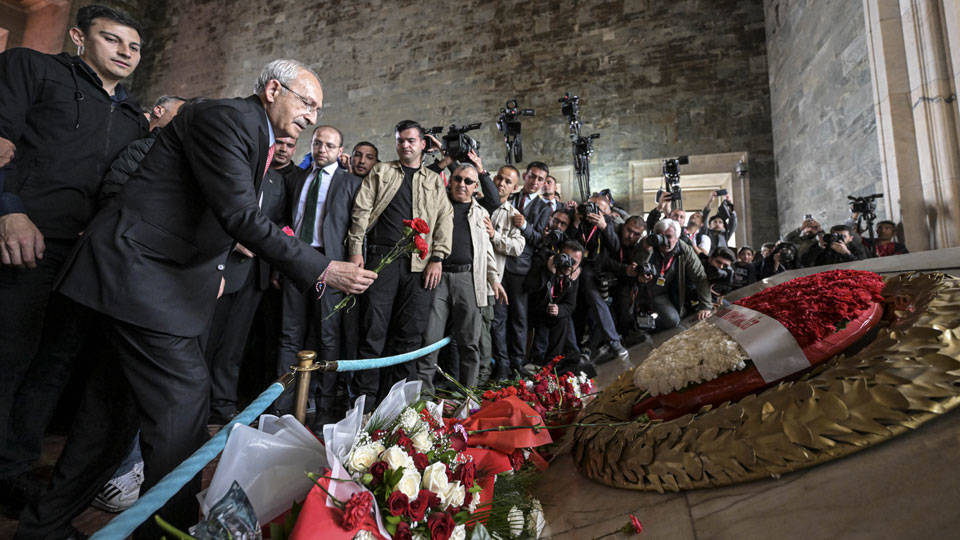 Cumhurbaşkanı Adayı Kılıçdaroğlu, Anıtkabir'i ziyaret etti