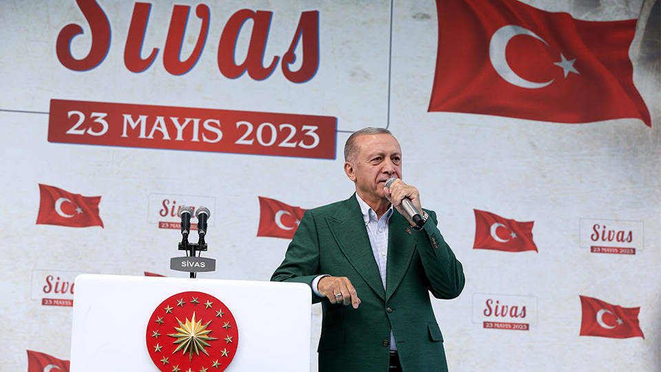 Erdoğan'dan montaj savunması: Gençlerimizin kıvrak zekâsı