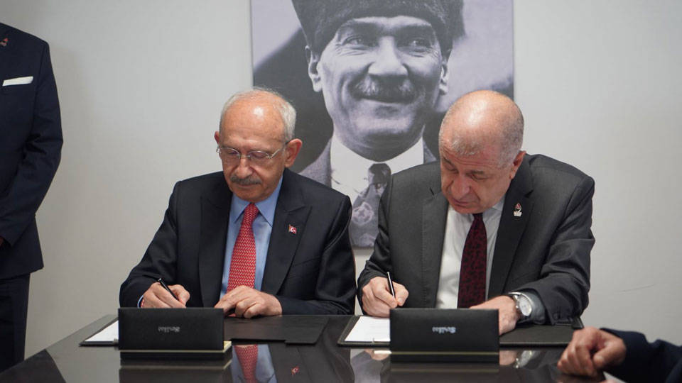 Kılıçdaroğlu ile Ümit Özdağ arasında imzalanan protokol paylaşıldı