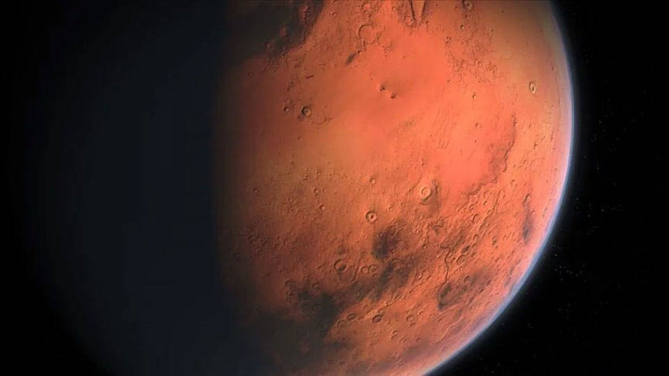 Mars kabuğunun Dünya'nın kabuğundan yüzde 70 daha kalın olduğu ortaya çıktı