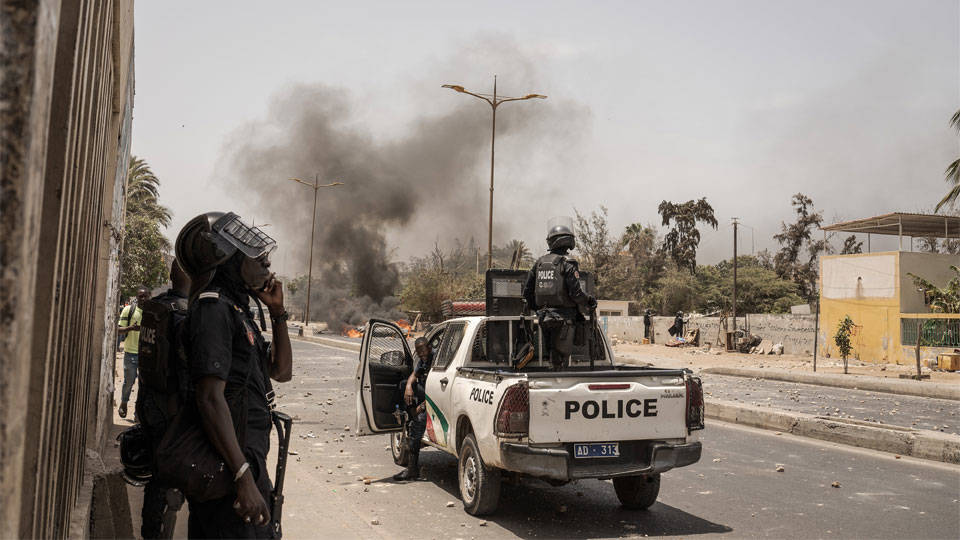 Senegal'de muhalif Sonko'nun hapse mahkum edilmesine tepki: 9 kişi öldü