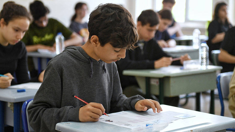 Kılıçdaroğlu, LGS sınavına giren öğrencilere başarılar diledi