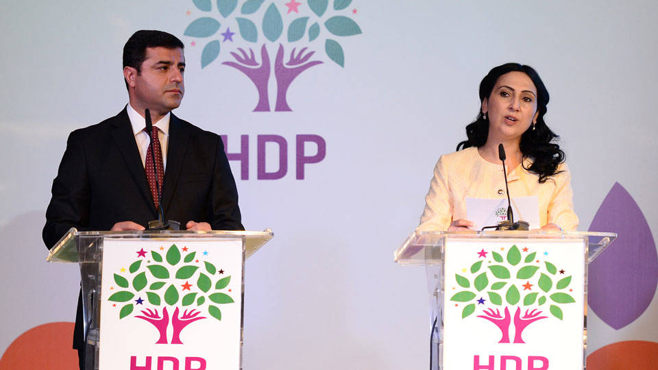 HDP'den AİHM kararının ardından Demirtaş ve Yüksekdağ çağrısı: Serbest bırakın!