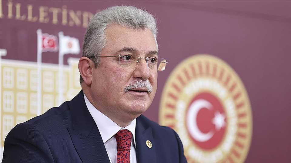AKP'li Akbaşoğlu, 'memur zammı' ve 'yeni anayasa' için tarih verdi