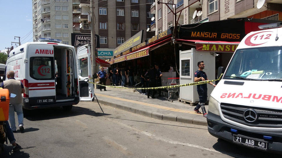 Diyarbakır’da bir bekçi, iki kuzenini silahla öldürdü!