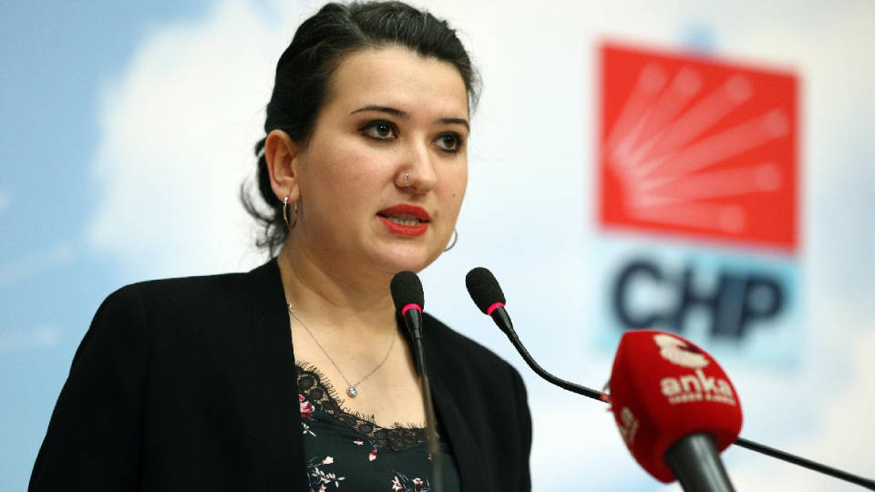 Erbakan'ın 15 yaşında çocuklar için söylediği "cinsel olgunluk" sözlerine CHP'li Gökçen'den tepki: Gerçek tehdit budur