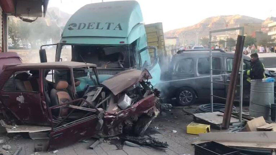 21 kişinin öldüğü 'kazada', tutuklu şoförlerden biri serbest bırakıldı