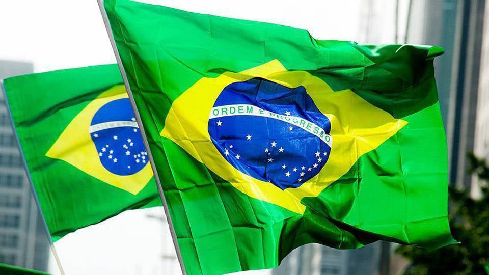 Brezilya’da 4 katlı apartman çöktü: 8 ölü, 5 kayıp