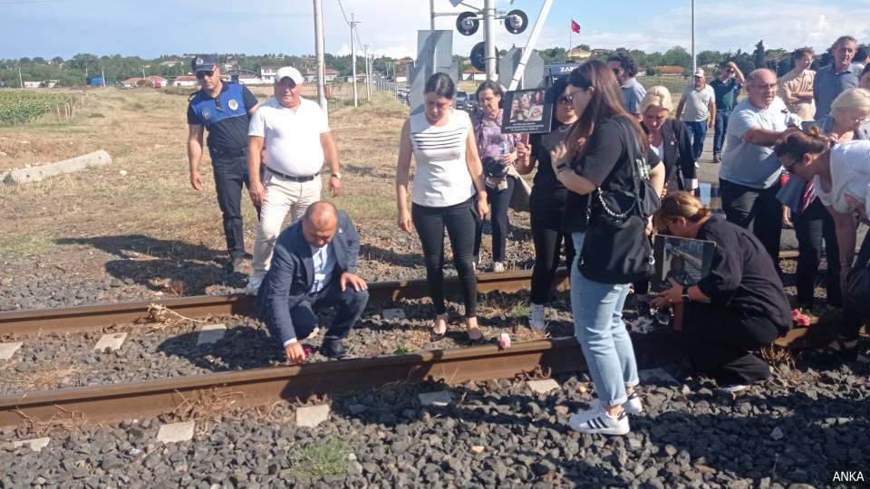 Çorlu Tren Katliamı'nda hayatını kaybedenler Uzunköprü'de anıldı