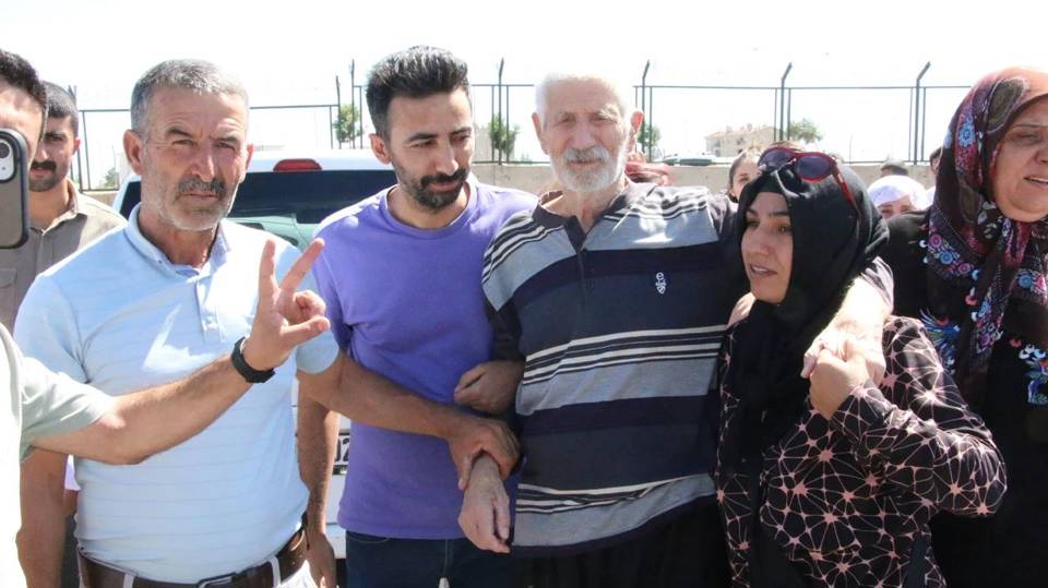 27 yıldır cezaevinde olan hasta tutuklu Mehmet Emin Özkan tahliye edildi