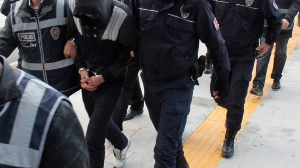 İstanbul'da IŞİD ve El Kaide operasyonu: 16 kişi yakalandı