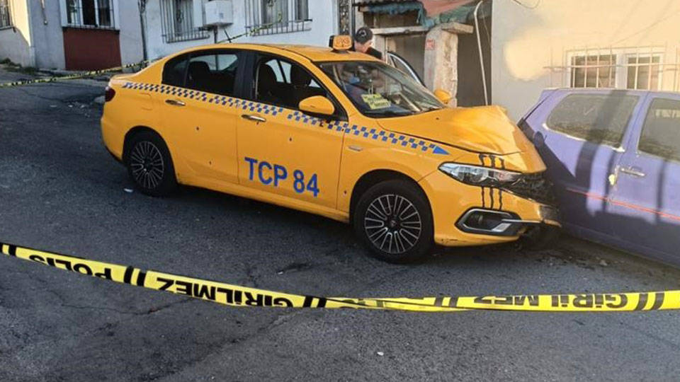 Gaziosmanpaşa'da taksiye silahlı saldırı: Şoför hayatını kaybetti