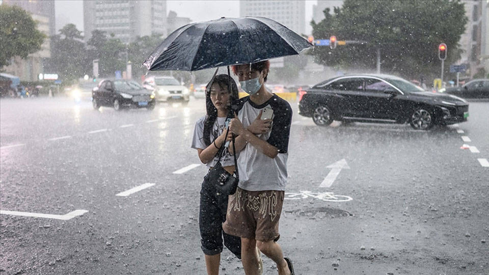 Pekin'de şiddetli yağışlar: 20 kişi öldü, 27 kişi kayıp