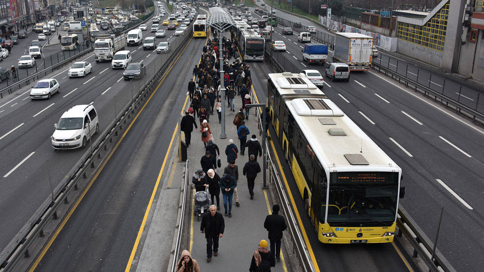 İstanbul’da toplu ulaşıma büyük zam yolda: ‘İBB ve Bakanlık anlaştı’ iddiası