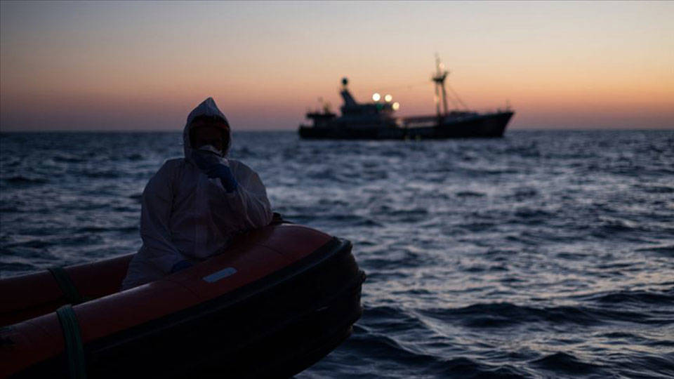 Papa'dan siyasetçilere çağrı:  Akdeniz'deki ölümleri engelleyin
