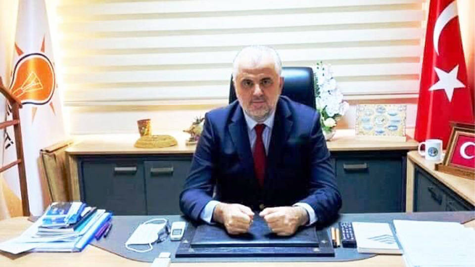 AKP Ayvalık İlçe Başkanı Ali Gür istifa etti