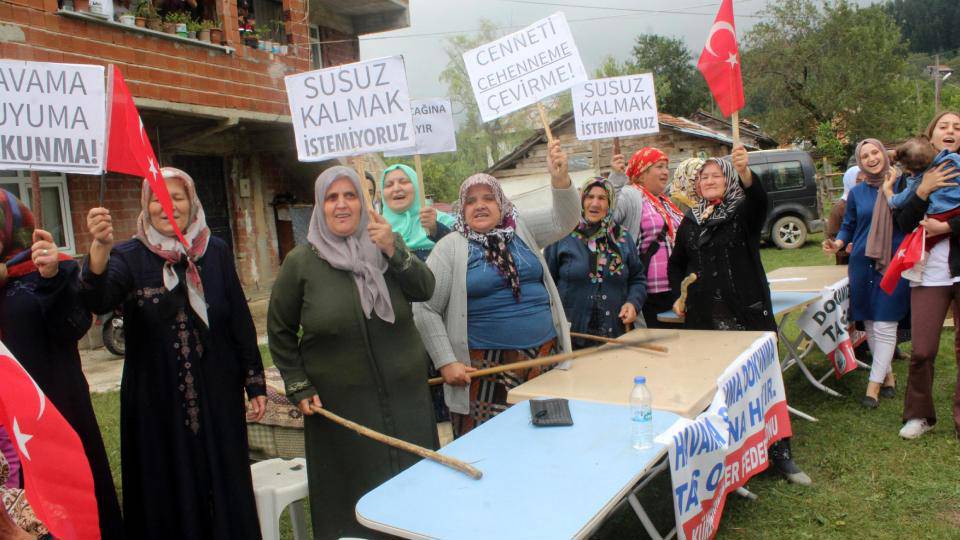 Köylülerin doğa mücadelesi: Kastamonu'da kalker ocağı ÇED toplantısı tepkiler nedeniyle yapılmadı