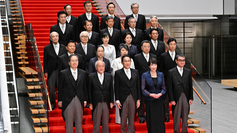Japonya'da kabine değişikliğinin ardından 'erken seçim' sesleri