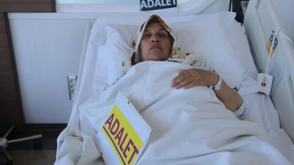 Ameliyat olan Emine Şenyaşar Adalet Nöbeti'ne ara verdi