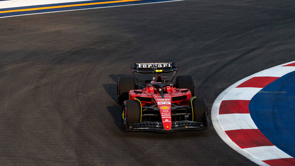 F1 Singapur Grand Prix'sini Carlos Sainz kazandı: Ferrari bu sezon ilk kez kazandı