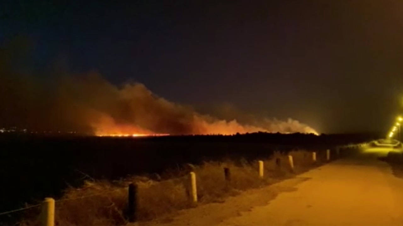 Amasya’da merada yangın çıktı, ekipler müdahale ediyor