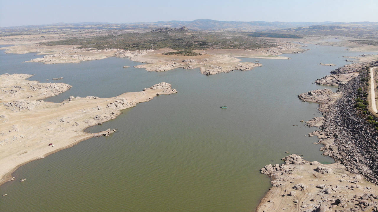 Edirne'ye içme suyu sağlayan barajın seviyesi, dip seviyeye ilerliyor: Tasarruf çağrısı