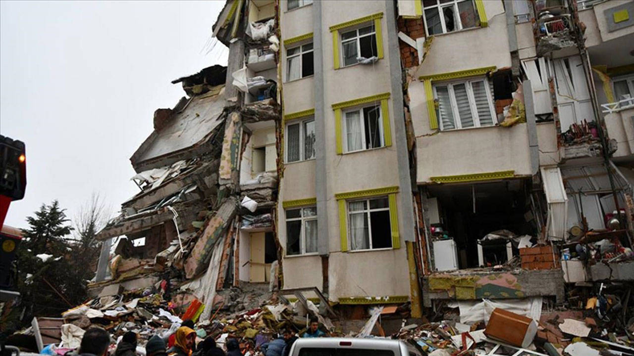 Depremde 45 kişinin öldüğü binanın zemin etüdü yapılmamış