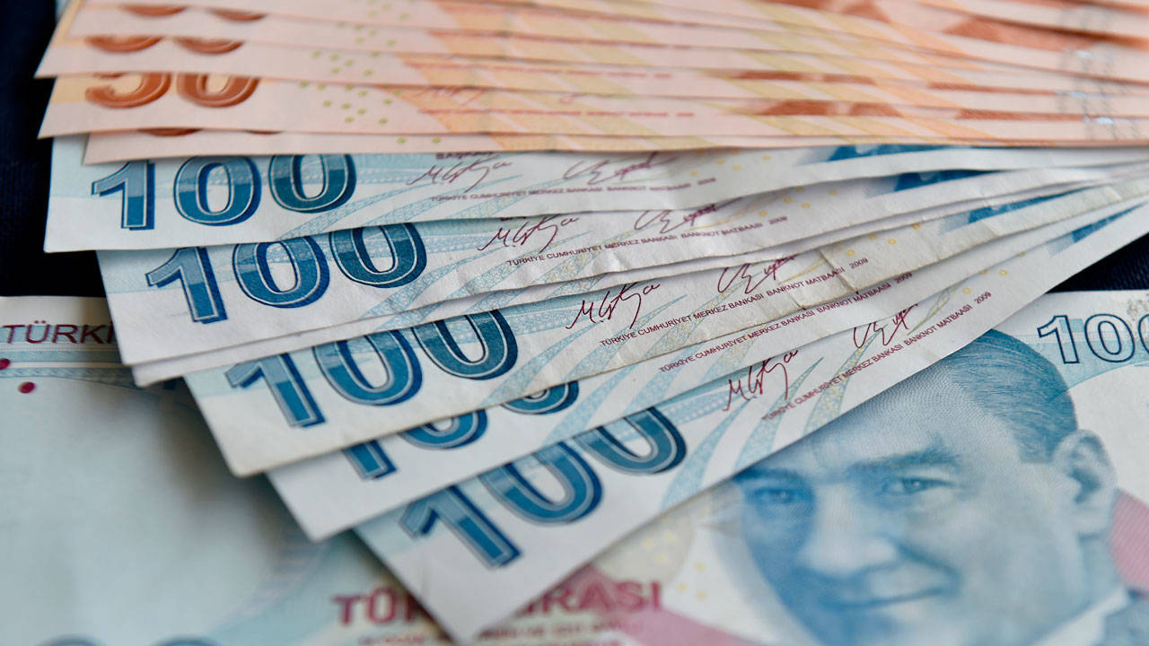 S&P'den Türkiye raporu: Dolar kuru ve enflasyonda hangi rakamlar görülecek?