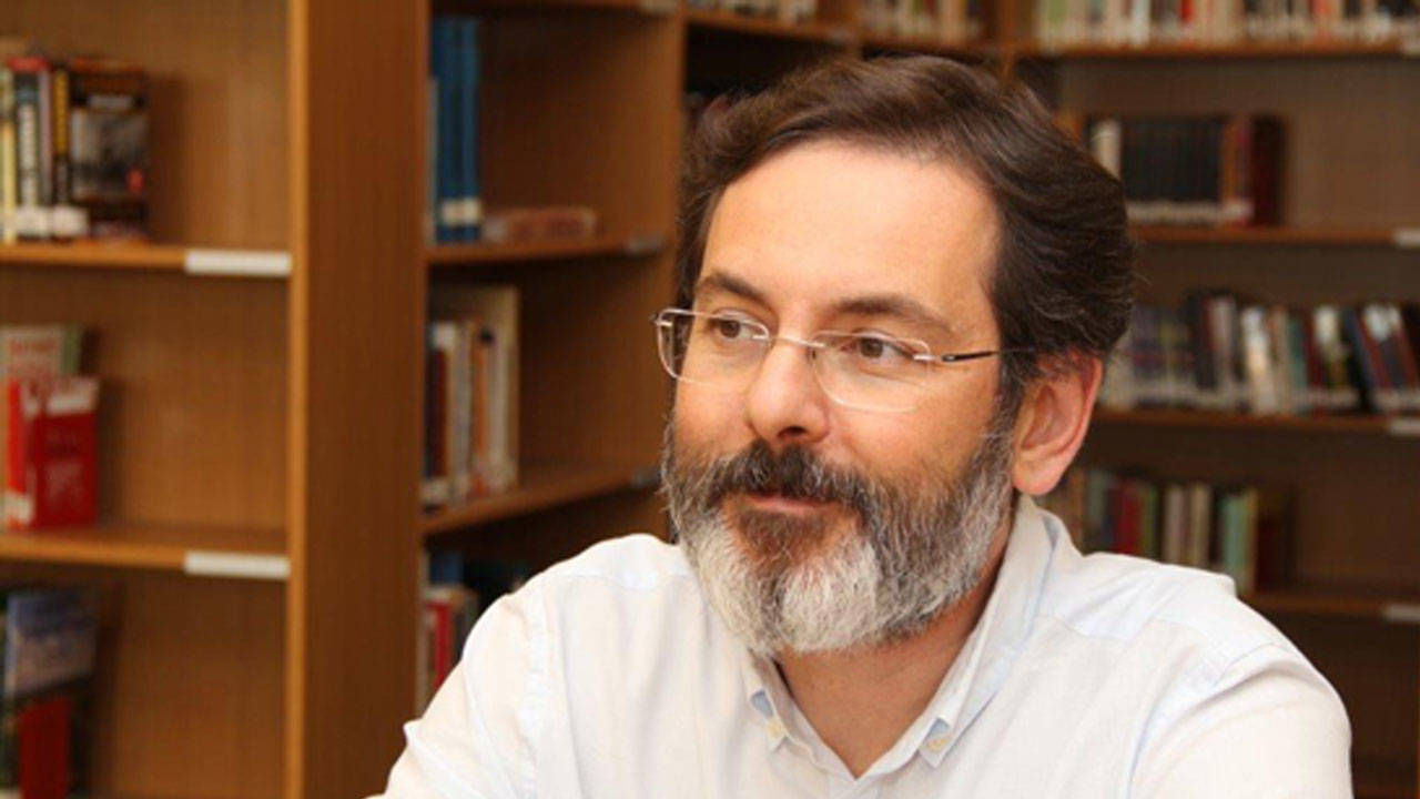 Boğaziçi akademisyeni Murat Gülsoy'un üniversiteye girişi yasaklandı
